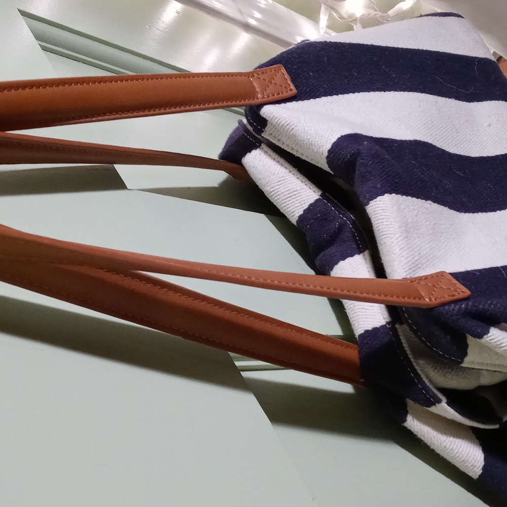 Women's MMS nautical canvas duffle gym bag travel vacation shoulder striped - Picture 7 of 14